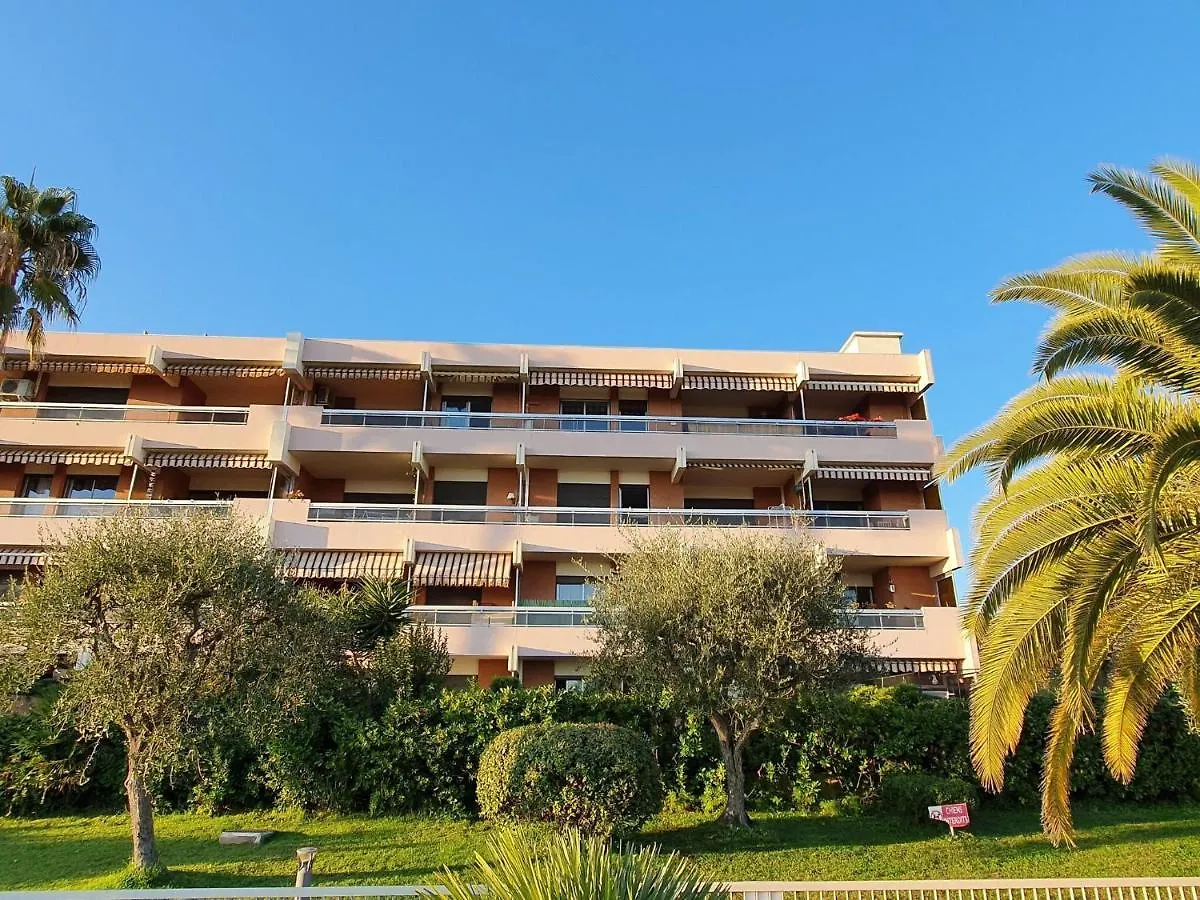 Villa Classy Apartment In Nice With Pool And Private Parking Place