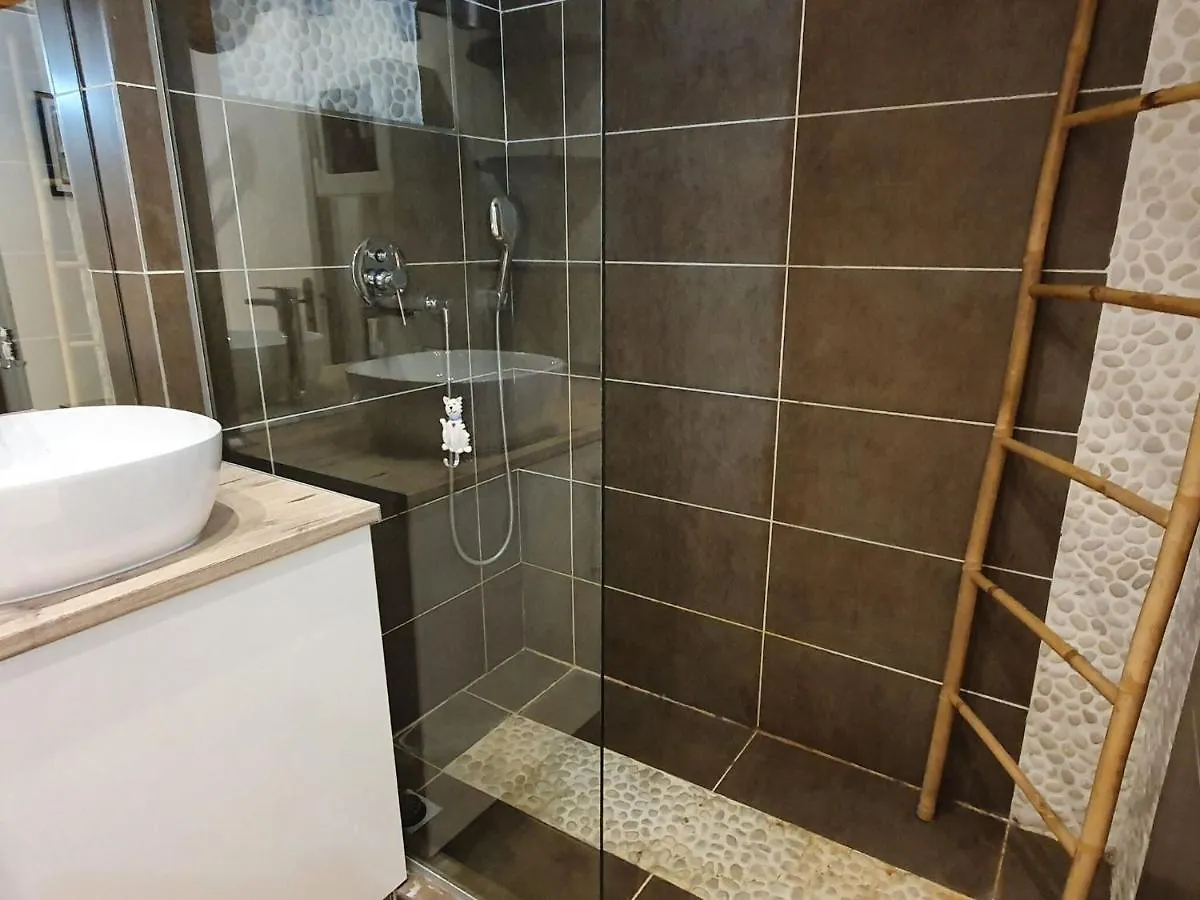 Classy Apartment In Nice With Pool And Private Parking Place